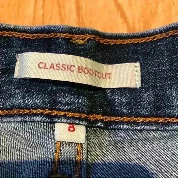 Levi’s Classic Bootcut Jeans - Picture 2 of 5